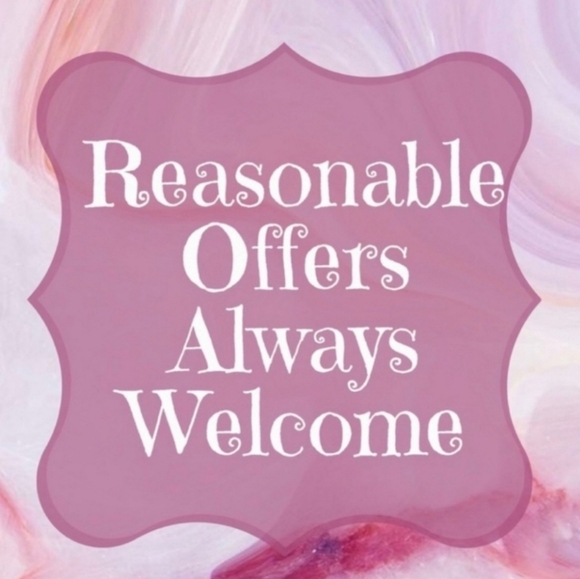 🌼💄 Kylie Jenner Matte Lipstick💄 💋 - Picture 9 of 9